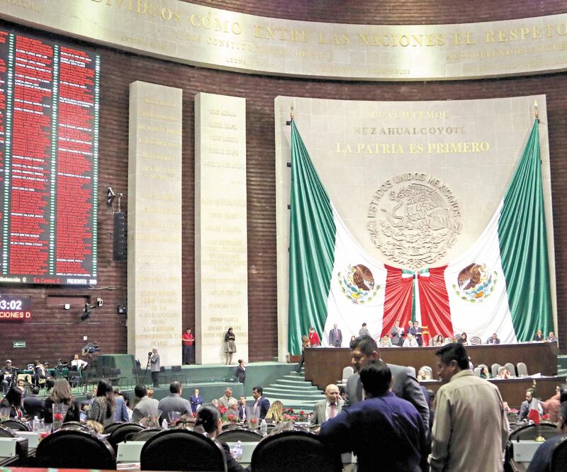 Un punto de acuerdo. Resalta que armamento de contrabando se ha utilizado en asesinatos, que representan 64% de los homicidios en el país. Foto: ARCHIVO EL UNIVERSAL