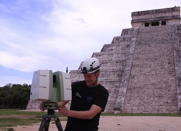 Passageway to cenote beneath Kukulcán Temple possibly found