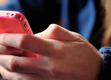 Crecimiento desmedido de apuestas en línea por parte de jóvenes, prende las alertas en Argentina