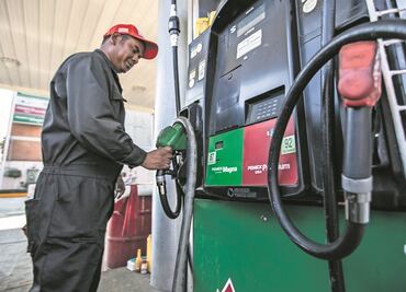 Subsidio contra gasolinazos tira ingresos por IEPS