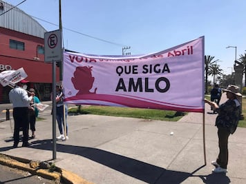 “Vota domingo 10 de abril que siga AMLO”, promueven consulta por revocación de mandato en Neza