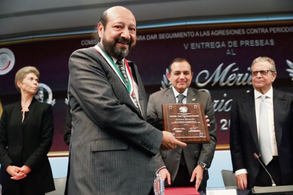 El Senado destacó que el trabajo de Kemchs defiende la libertad de expresión. (LUCÍA GODÍNEZ. EL UNIVERSAL)