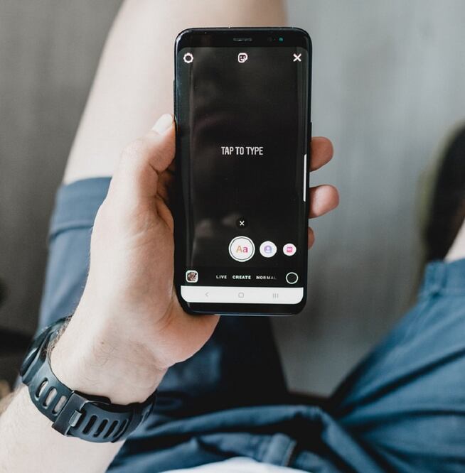 Historias con música en WhatsApp / Foto: Unsplash