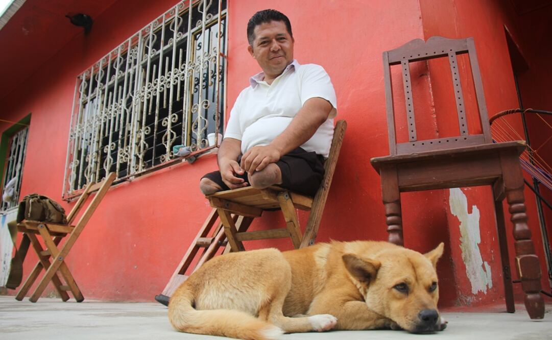 El edil electo recuerda que a los seis años los maestros no le permitían el ingreso a la escuela primaria (FOTOS: MARÍA DE JESÚS PETERS. EL UNIVERSAL)