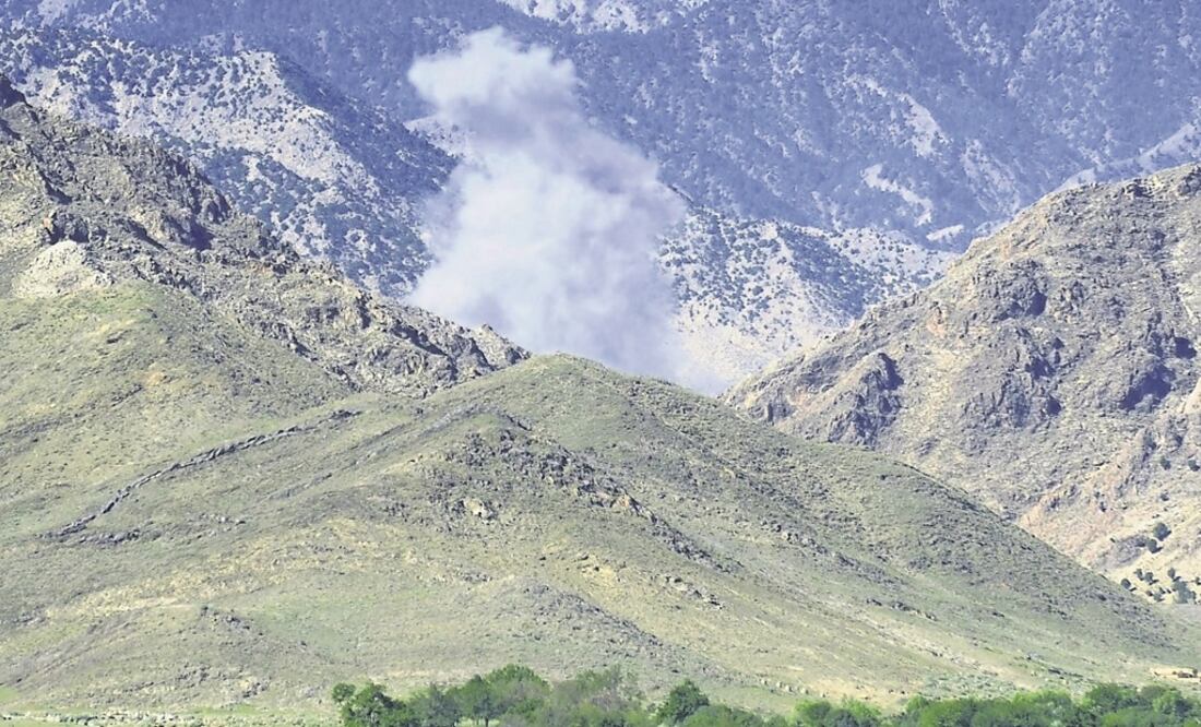 “No esperan saludos”. El sheriff aseguró que la MOAB, empleada contra el EI, debió ser utilizada contra los cárteles hace 10 años. (ESPECIAL)