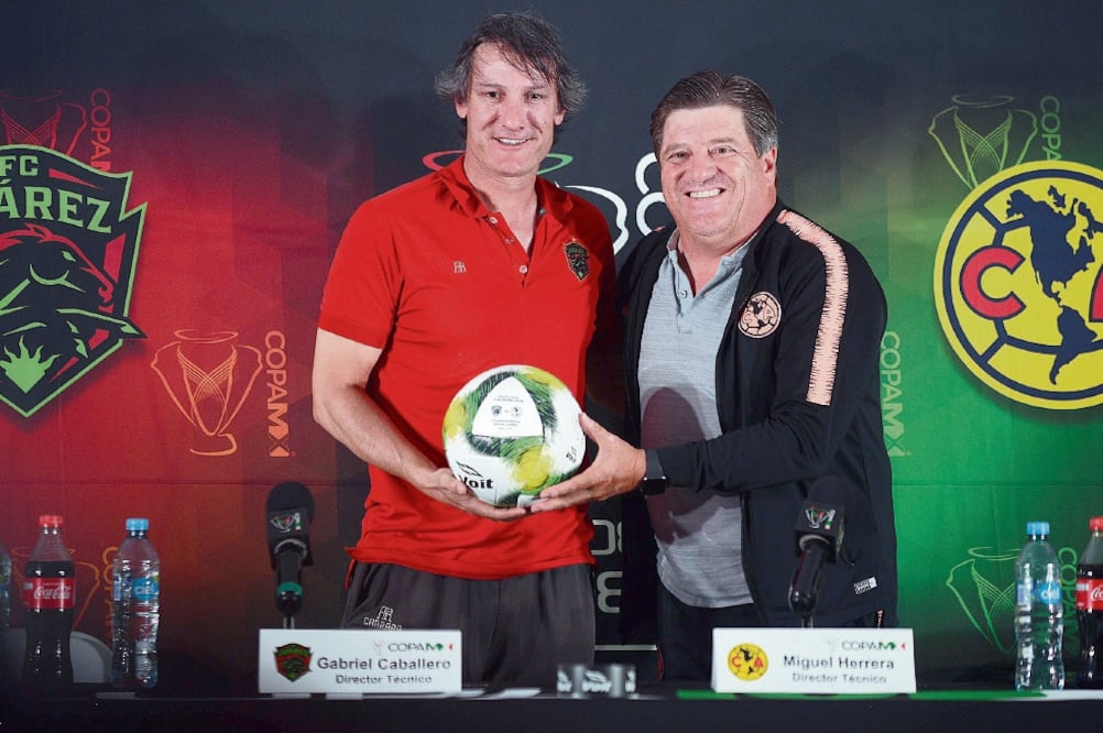 A Gabriel Caballero y Miguel Herrera les importa mucho el título. / TWITTER