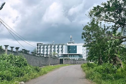 Deportados de EU a Guinea Ecuatorial fueron arrestados y golpeados por la policía, acusa ONG; ven represalia en expulsión a ese país