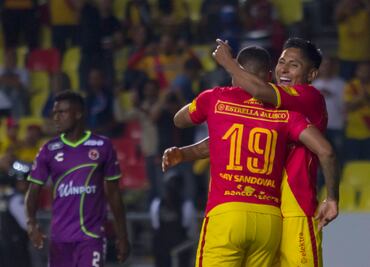 Morelia hunde al Veracruz en su pelea por no descender