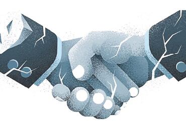 Empresarios, un contrapeso dividido