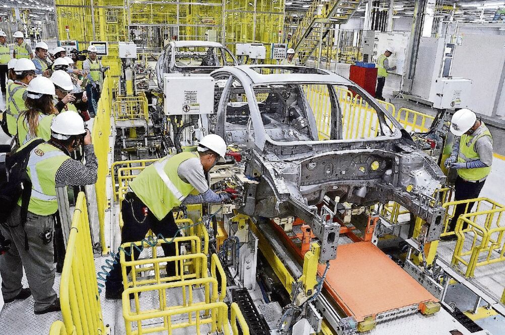 S&P destacó que los proveedores de autopartes tendrían una exposición directa al fin del TLCAN, porque 75% de los ingresos proceden del acuerdo (ARCHIVO EL UNIVERSAL)