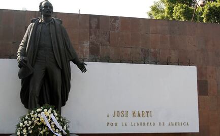 Renuevan monumento a José Martí