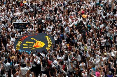 Cientos de mujeres protestan en Washington contra políticas migratorias de Trump