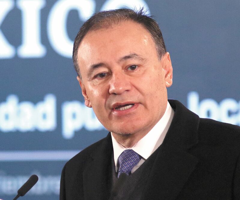 Alfonso Durazo advirtió que no se dará ninguna concesión al crimen uniformado que protege al crimen organizado. Foto: ARCHIVO EL UNIVERSAL