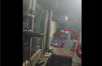 Con armas largas y rostros cubiertos, vecinos captan a hombres armados en la alcaldía Tlalpan