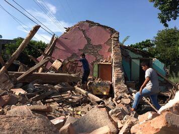 Murat afirma que número de damnificados en Oaxaca por sismo bajó a 100 mil 