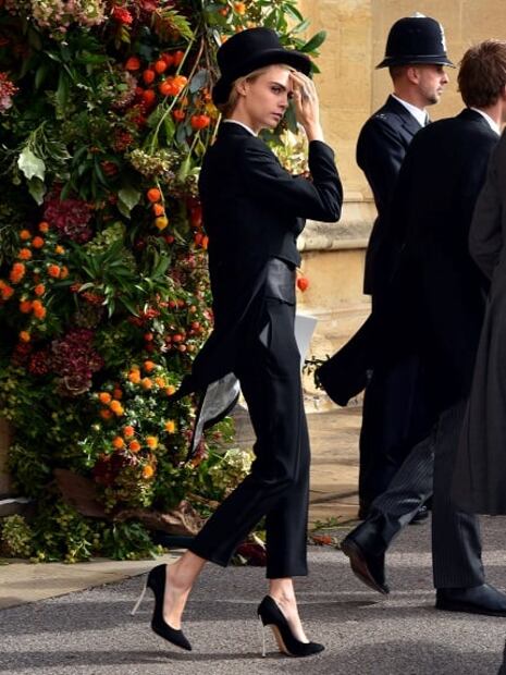 La verdadera razón por la que Cara Delevingne usó un tuxedo en la boda de la princesa Eugenia
