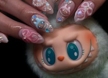 Uñas de Labubu para lucir esta temporada