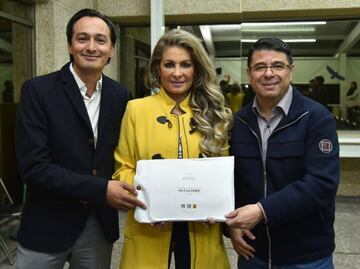 PRD, PRI y PAN alcanzan acuerdo para pelear juntos por la jefatura de gobierno de la CDMX