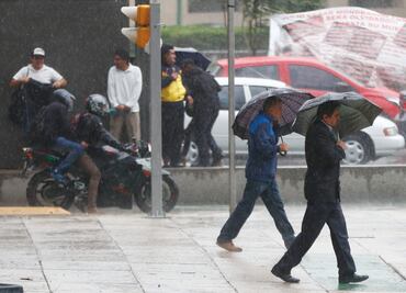 Lluvia pega en ocho delegaciones