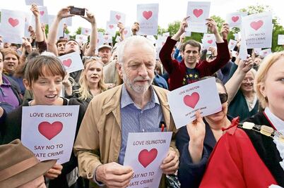 Corbyn, dispuesto al diálogo para mantener su liderazgo