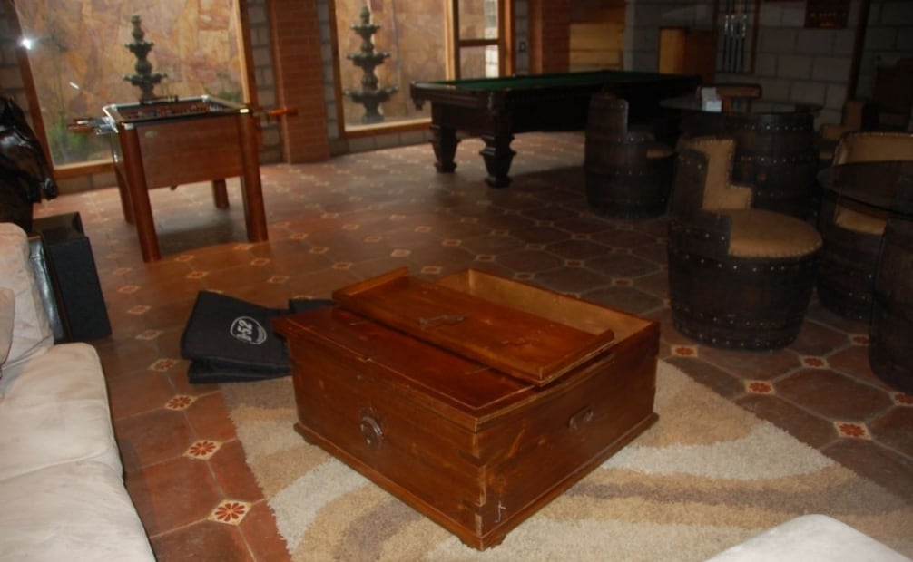 Casa de seguridad de Édgar Valdez "La Barbie". Finca en Lerma, Estado de México, refugio donde fue detenido el narcotraficante (31/08/2010). Foto: Especial