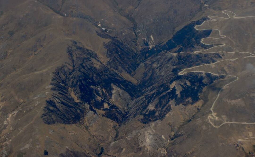 Fotografía cedida por el Ministerio de Defensa de Perú de las zonas afectadas por los incendios forestales. Foto: EFE