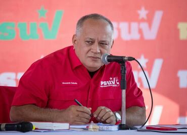 Venezuela suspende vuelos con Colombia; denuncia llegada de "mercenarios" que buscan sabotear elecciones