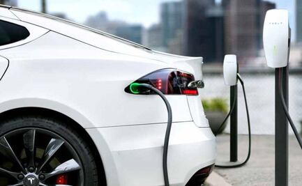 Senadores republicanos de EU rechazan propuesta de Biden de subsidios a autos eléctricos 