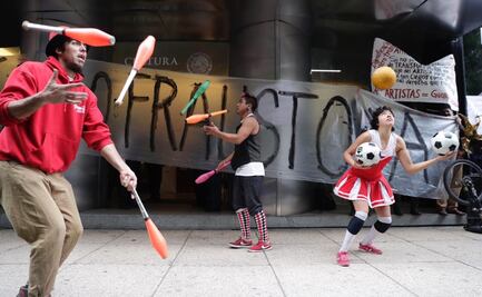 Artistas cierran instalaciones de Secretaría de Cultura y exigen pagos inmediatos