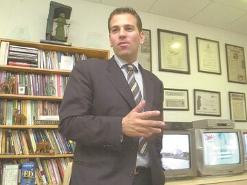 El periodista Carlos Loret de Mola tiene Covid-19