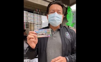 Mario Delgado invita a comprar "cachitos" para sorteo de avión presidencial