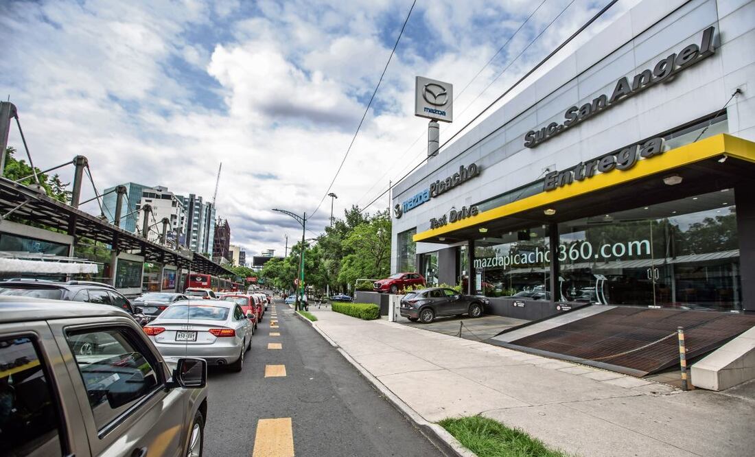 Para 2025, los distribuidores anticipan una desaceleración de la comercialización de vehículos por condiciones económicas. Foto: Archivo | El Universal (13/01/2025)