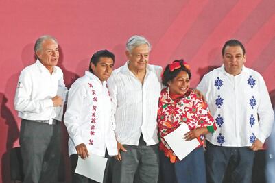 Autoridad ya no está asociada con el crimen: AMLO