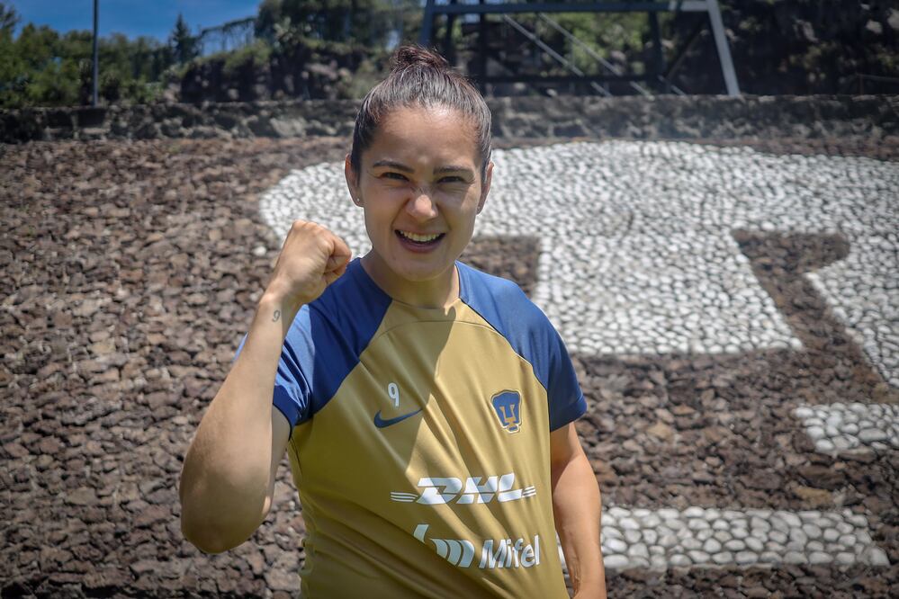 Entrevista con la jugadora del Club Pumas femenil, Desireé Monsiváis. Foto: Hugo Salvador/ El Universal