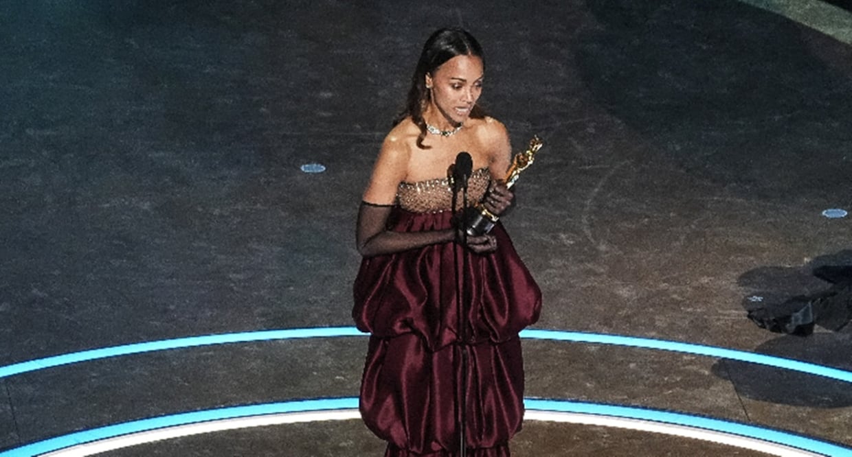 Zoe Saldaña, ganadora del premio Oscar, en la categoría de Mejor actriz de reparto.
Foto: Chris Pizzello, AP