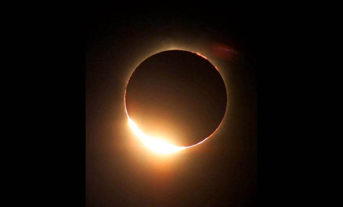 Eclipse "Anillo de Fuego". Foto: AFP