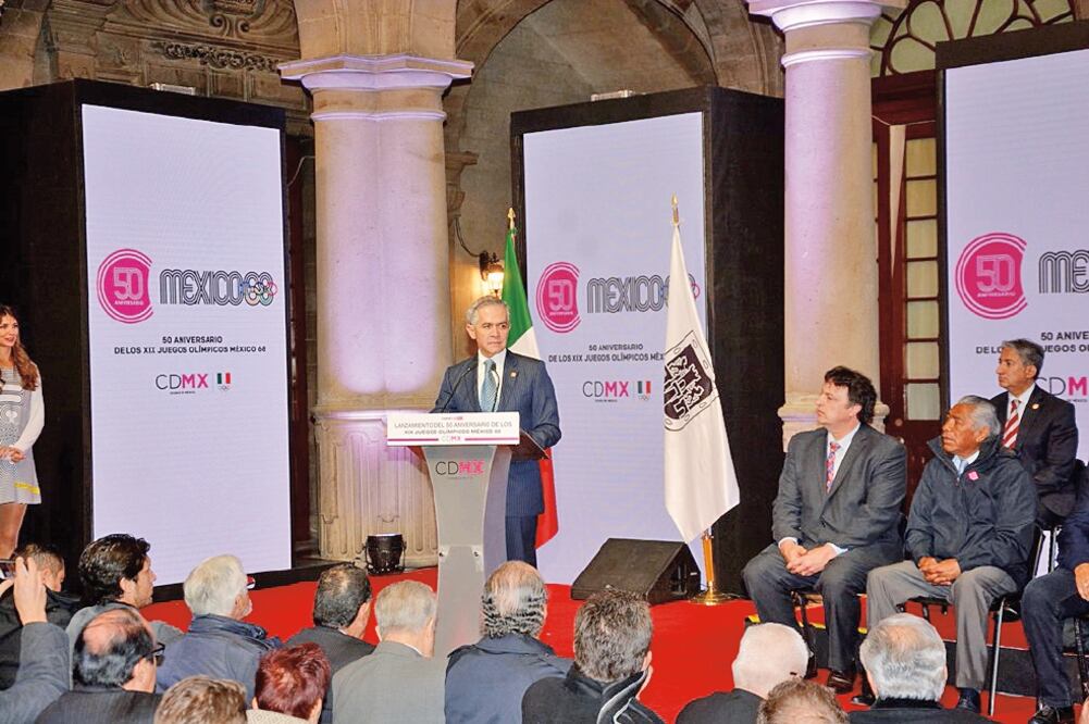 Miguel Ángel Mancera, jefe de Gobierno, dijo que los trabajos de restauración de inmuebles emblemáticos de las Olimpiadas de México 1968 se realizarán en conjunto con autoridades federales (ESPECIAL)