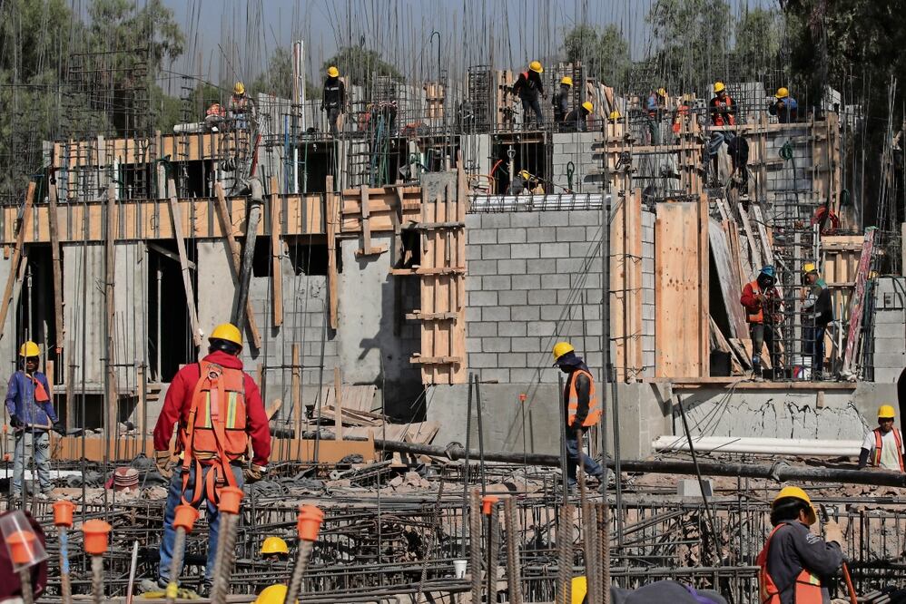 En la industria de la construcción se ha registrado un alza de 8.4% en los costos laborales durante el actual sexenio. Foto: Archivo / EL UNIVERSAL