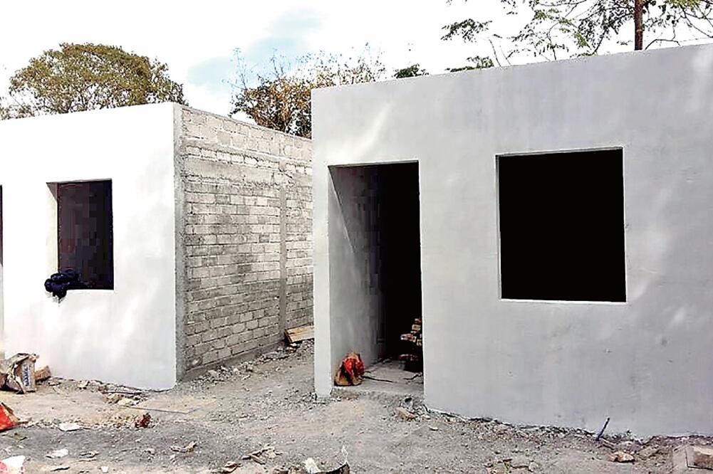 Las viviendas tienen una recámara de 15 metros cuadrados y un baño de dos por dos metros, lo que no respeta las medidas fundamentales de la ONU para vivienda digna (ARCHIVO EL UNIVERSAL)