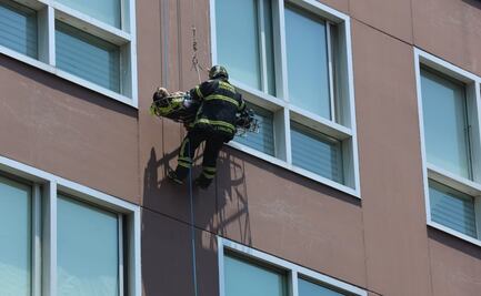 Heroico Cuerpo de Bomberos de CDMX participa en varios escenarios durante Simulacro Nacional 2025; elemento resulta herido previo a ejercicio