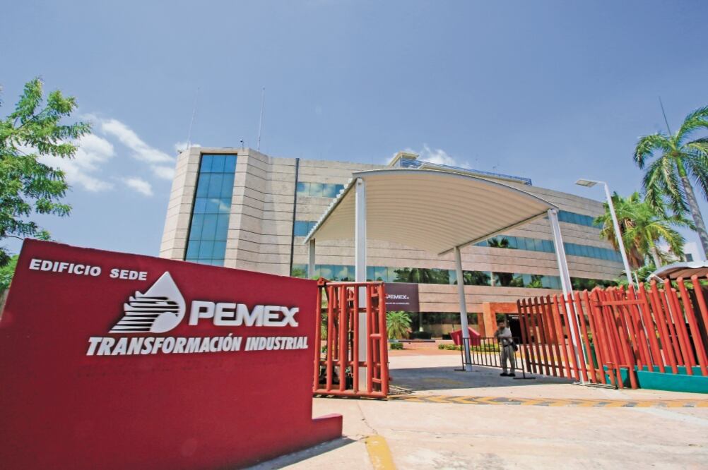 La Secretaría de Energía (Sener) aclaró que ocupará espacios de Pemex Transformación Industrial y del Instituto Mexicano del Petróleo en Tabasco. Foto/ARCHIVO EL UNIVERSAL