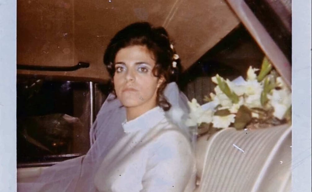 Isabel tenía 19 años cuando se casó sin estar enamorada.