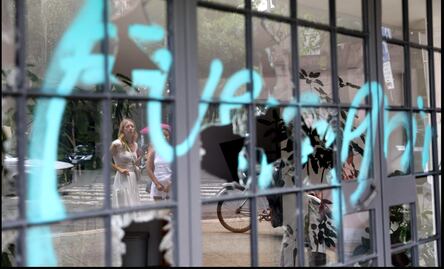 FOTOS: Comercios vandalizados durante protesta antigentrificación permanecen cerrados