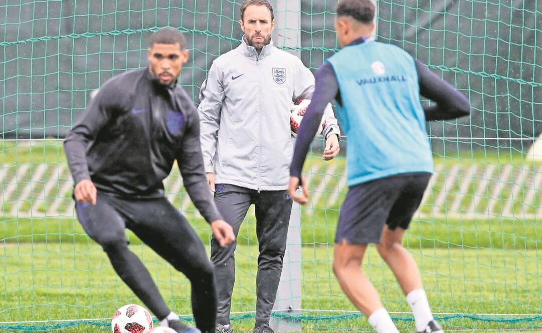 El estratega Gareth Southgate no subestima al conjunto sueco y pide a sus figuras enfocarse al máximo (DMITRI LOVETSKY. AP)