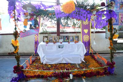 Decomisan 253 litros de fruta fermentada en reclusorios