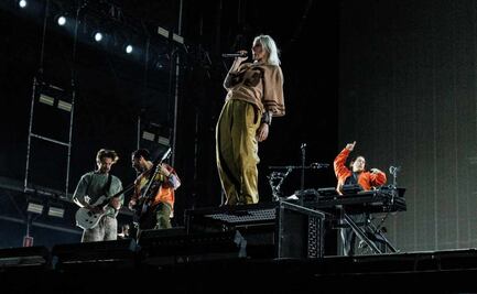 Linkin Park regresa tras 10 años de ausencia a México; Emily Armstrong hace retumbar GNP con 65 mil fans