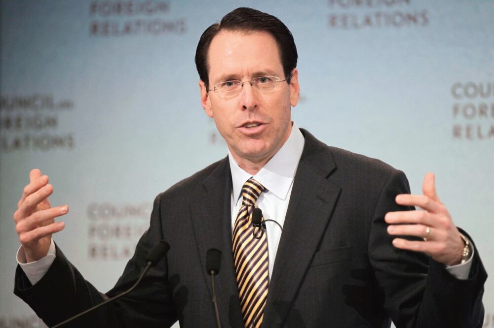 Randall Stephenson, CEO de AT&T, detalló que utilizaron 90 mdd para cerrar un negocio relacionado con Nextel en México (ARCHIVO EL UNIVERSAL)