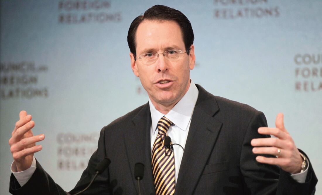 Randall Stephenson, CEO de AT&T, detalló que utilizaron 90 mdd para cerrar un negocio relacionado con Nextel en México (ARCHIVO EL UNIVERSAL)