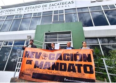 Presentan ciudadanos solicitud de revocación de mandato del gobernador de Zacatecas, David Monreal