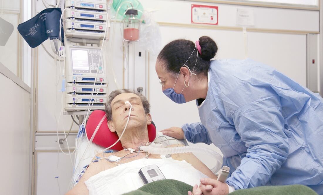 Agra decido. En el marco del Día Mundial del Corazón, que se conmemora el 29 de septiembre y a dos semanas de ser dado de alta, Enrique Uribe agradeció a los especialistas. Foto: IMSS